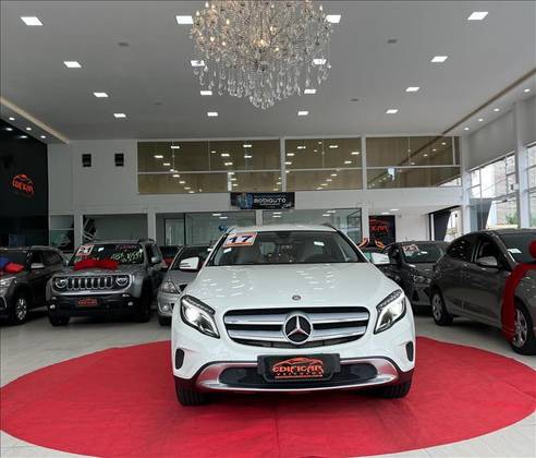 MERCEDES-BENZ GLA 200 1.6 CGI ADVANCE 16V TURBO FLEX 4P AUTOMÁTICO
